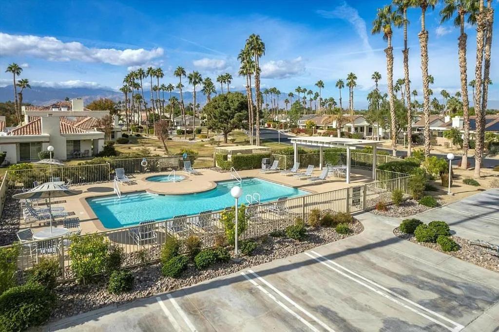 Desert Breezes Resort Palm Desert Eksteriør billede