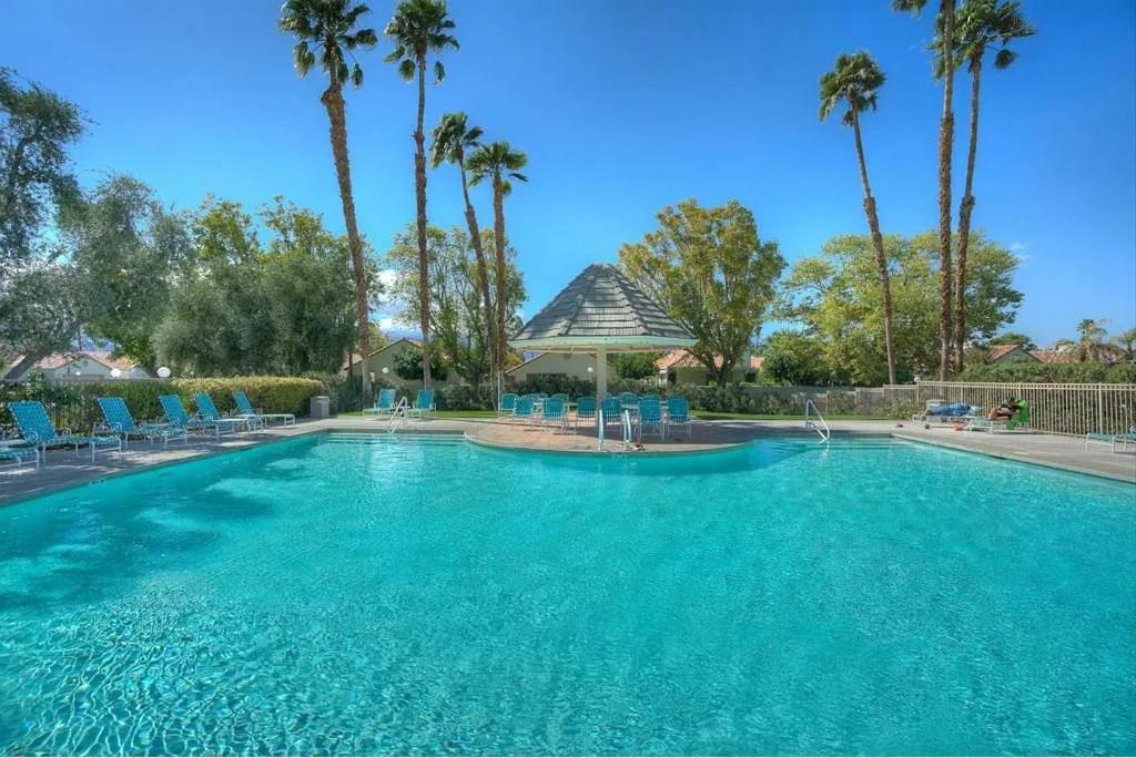 Desert Breezes Resort Palm Desert Eksteriør billede