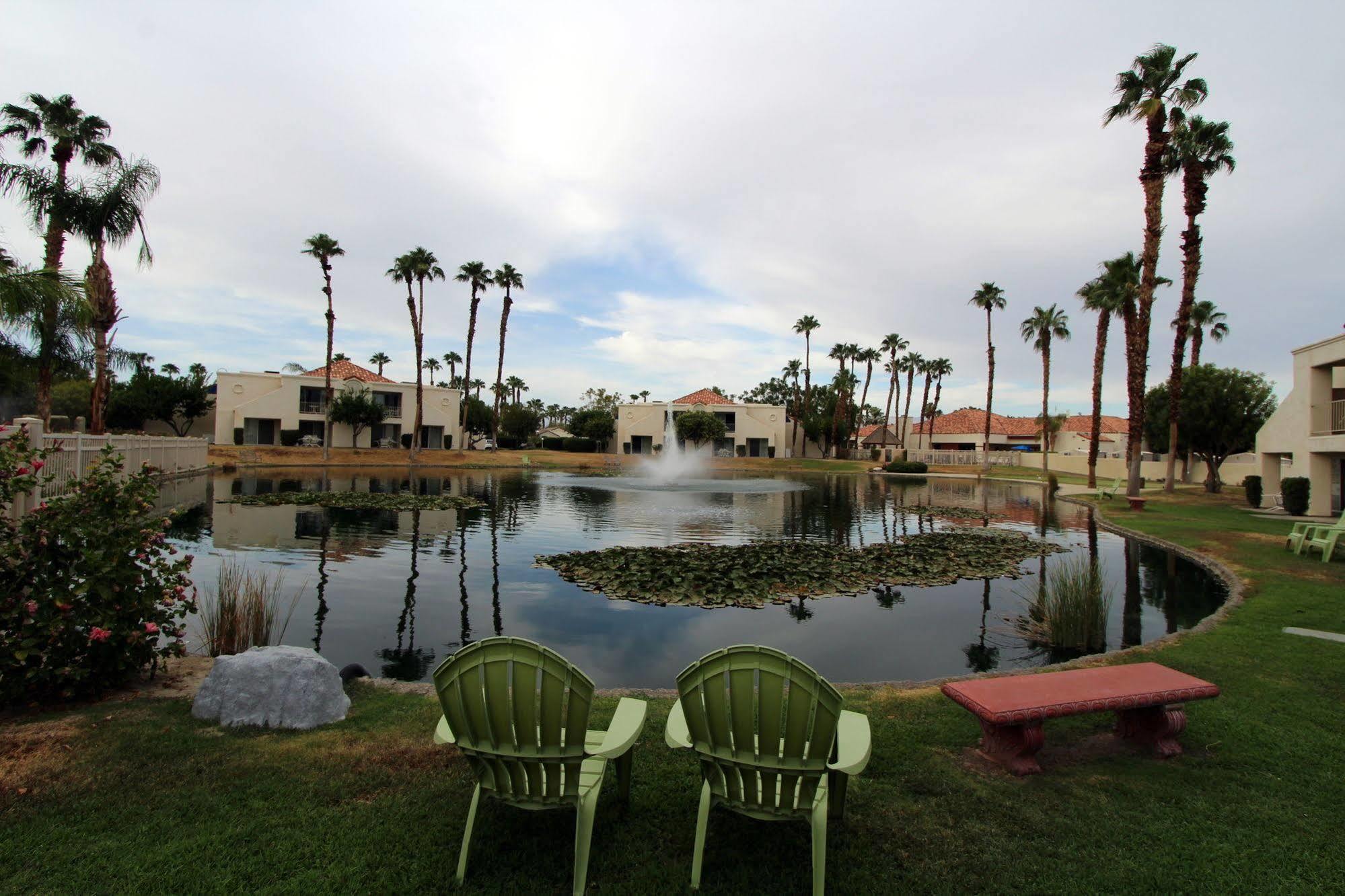 Desert Breezes Resort Palm Desert Eksteriør billede
